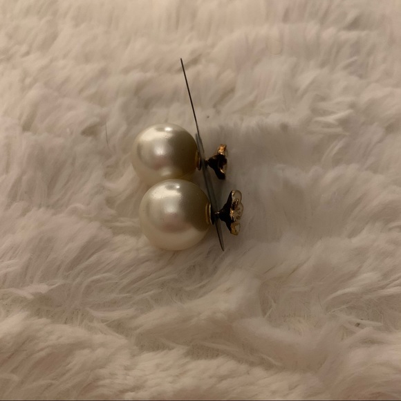 3 for 10 EARRINGS - oversized drop pearl earrings - Picture 4 of 4